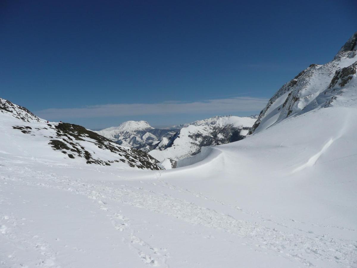 Felechosa Ski & Senderismo Exteriér fotografie